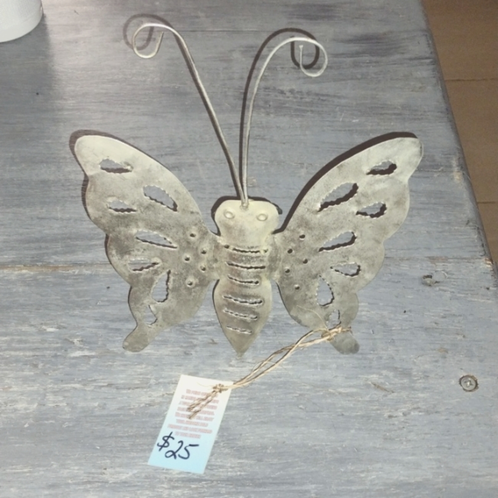 Bluefrog imports Decorative Steel Butterfly